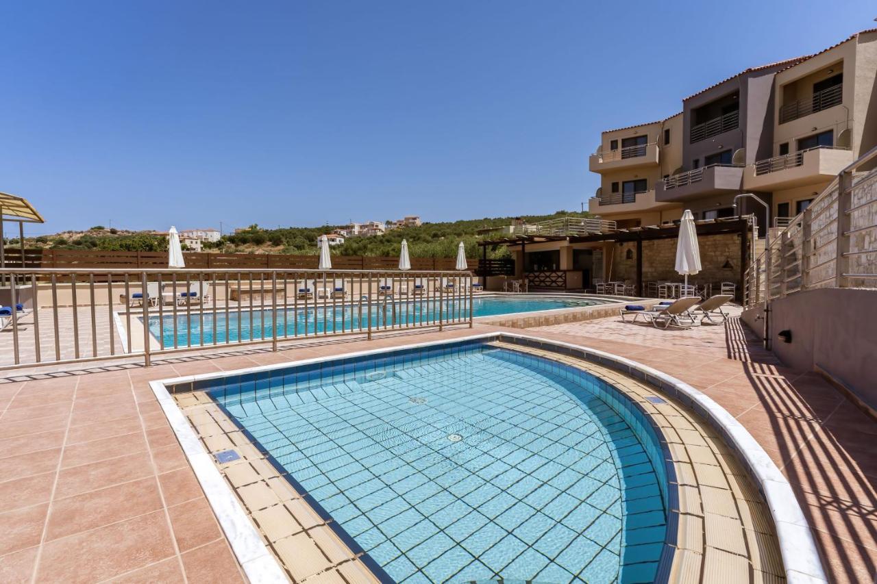 Sunrise Suites & Apartments 칼리베스 외부 사진