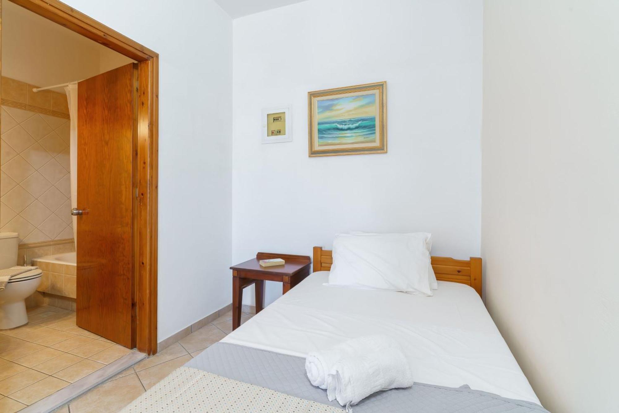 Sunrise Suites & Apartments 칼리베스 객실 사진